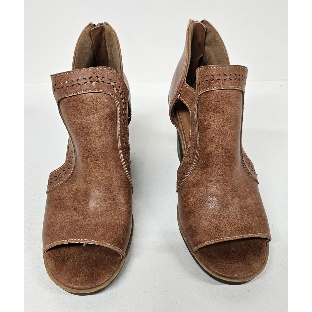 Maurices Womens Brown Peep Toe Booties Laser Cut Western Block Heel Size 7M